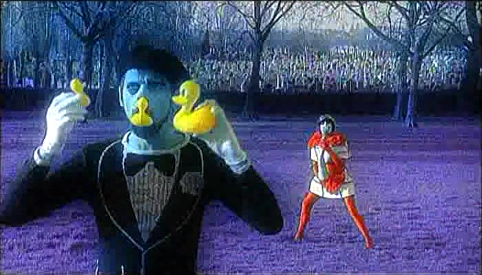 Classic scene from Spaced