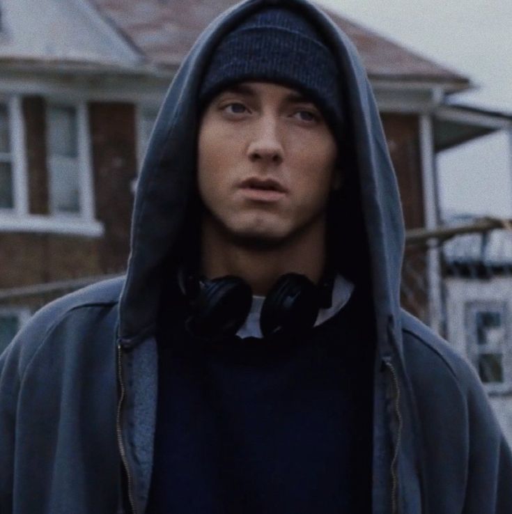 Eminem Function crash on iPhone 13